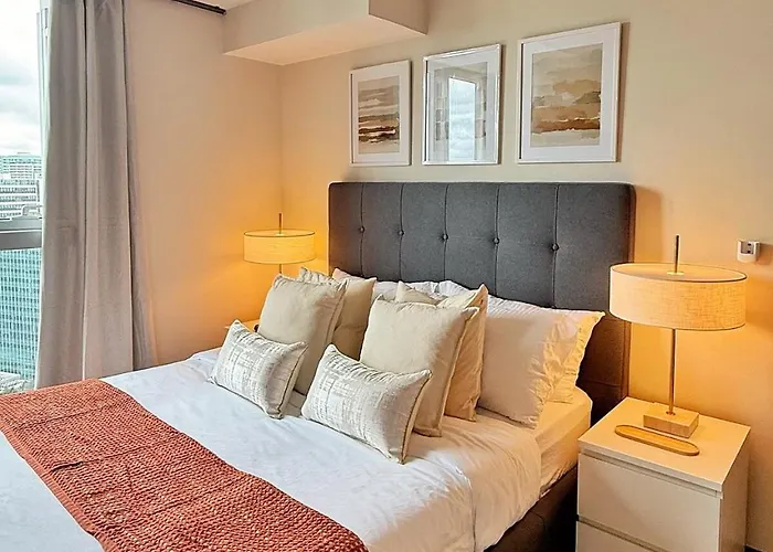 Cozy Scandi Luxe Executive 1br With Free Parking Manila